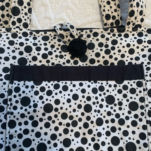 “Polkadot” Shoulder Tote w/ 10 Interior (Vinyl See Tru) Wall Storage Pockets - Picture 3 of 12